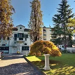 Relais Toti Beb Bed E Breakfast Bed & Breakfast 3*