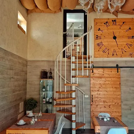 Relais Toti Beb Bed E Breakfast 3*