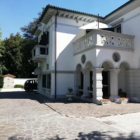Relais Toti Beb Bed E Breakfast Mogliano Veneto