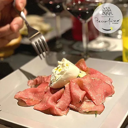 Relais Toti Beb Bed E Breakfast 3* موليانو فينيتو