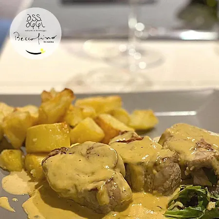 Relais Toti Beb Bed E Breakfast موليانو فينيتو