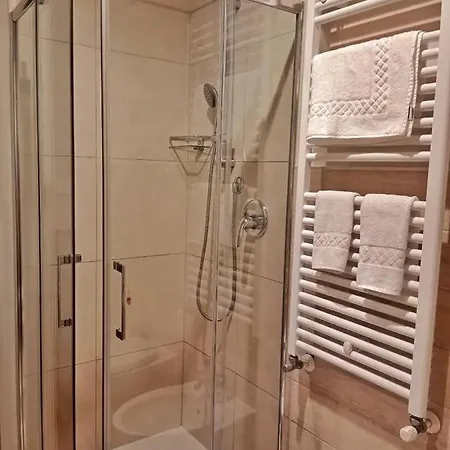 Relais Toti Beb Bed E Breakfast فندق مبيت وإفطار 3*