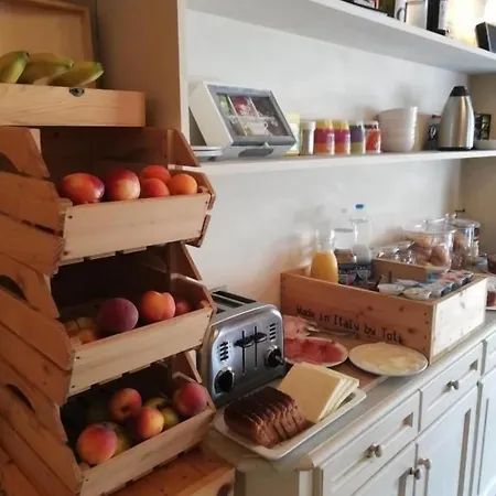 Relais Toti Beb Bed E Breakfast Oda ve Kahvaltı 3*