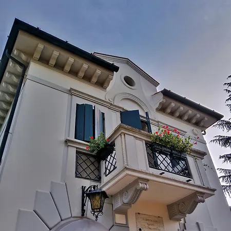 Relais Toti Beb Bed E Breakfast Oda ve Kahvaltı 3*