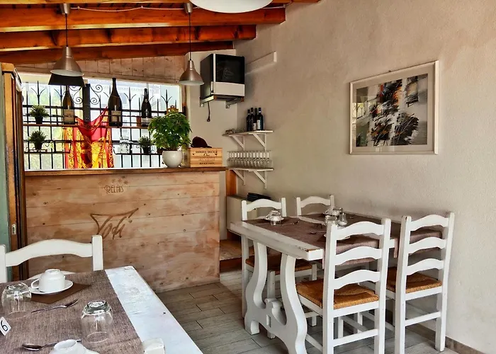 Relais Toti Beb Bed E Breakfast 3*