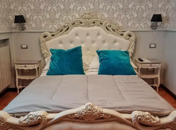 Relais Toti Beb Bed E Breakfast 3*