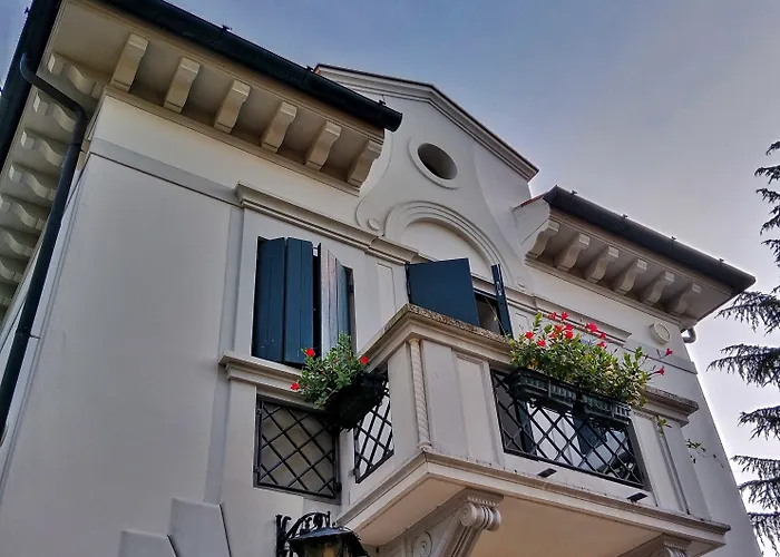 Relais Toti Beb Bed E Breakfast Bed & Breakfast 3*