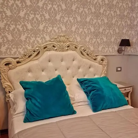 Nocleg ze śniadaniem Relais Toti Beb Bed E Breakfast 3*