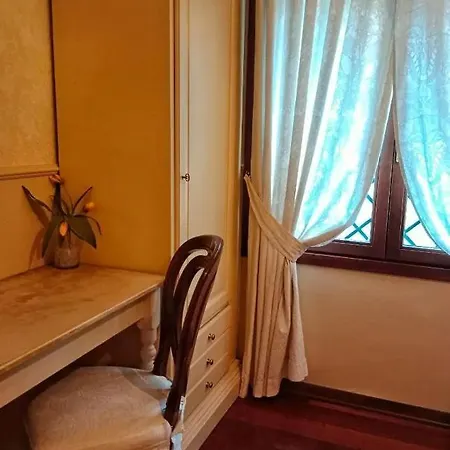 Relais Toti Beb Bed E Breakfast B&B 3*