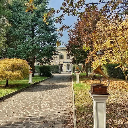 Relais Toti Beb Bed E Breakfast Bed and breakfast